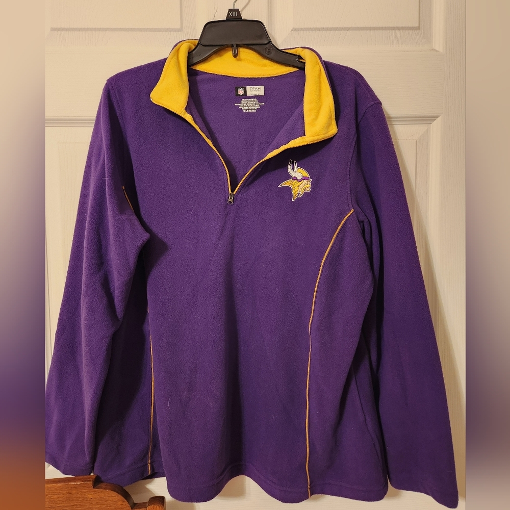NFL Minnesota Vikings, purple and Yellow Quarter-Zip Pullover, sz XXL